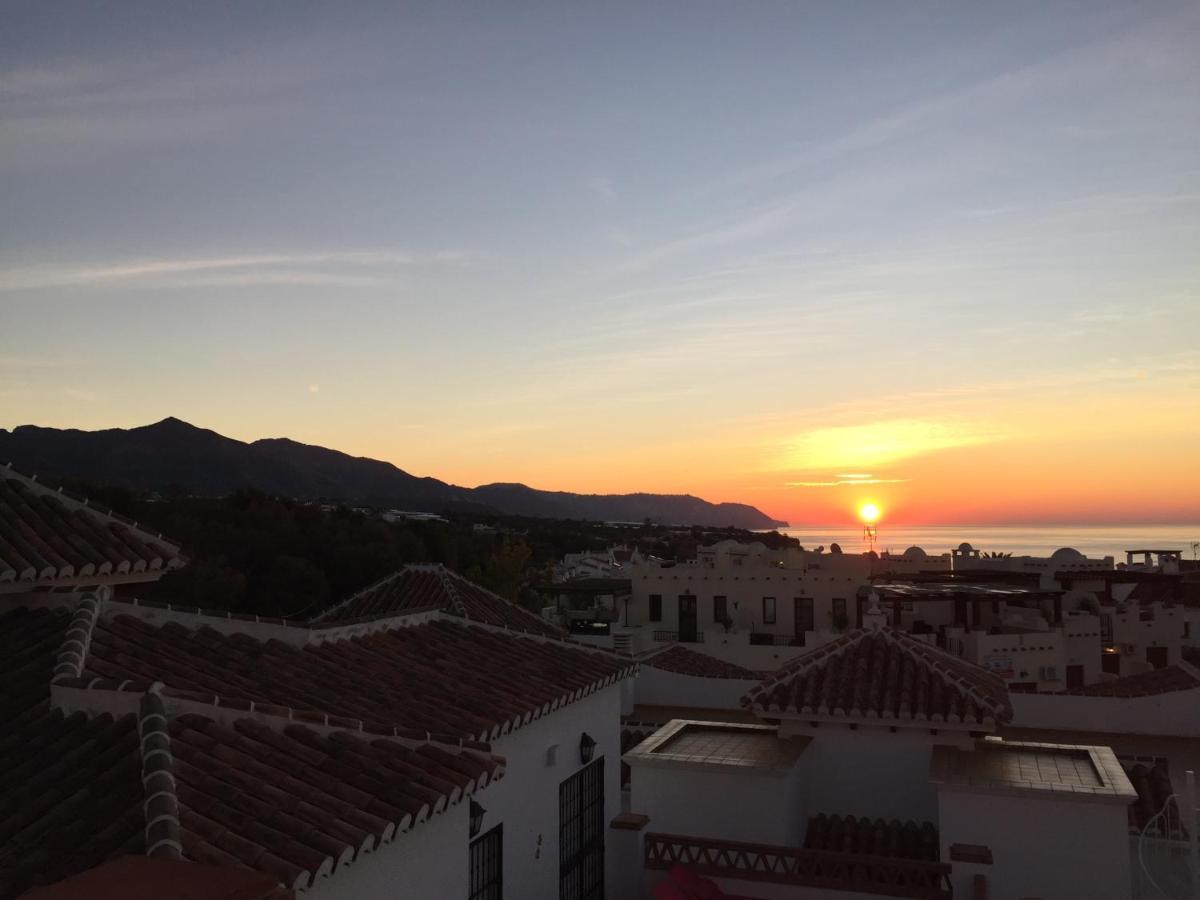 Burriana Beach, Pool, Big Terrace, Superb Seaviews Nerja Dış mekan fotoğraf